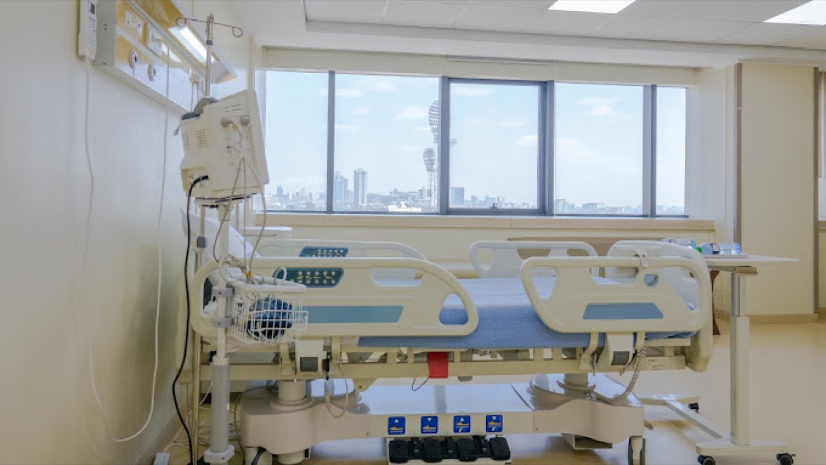 Americas healthcare project: ICU hospital bed